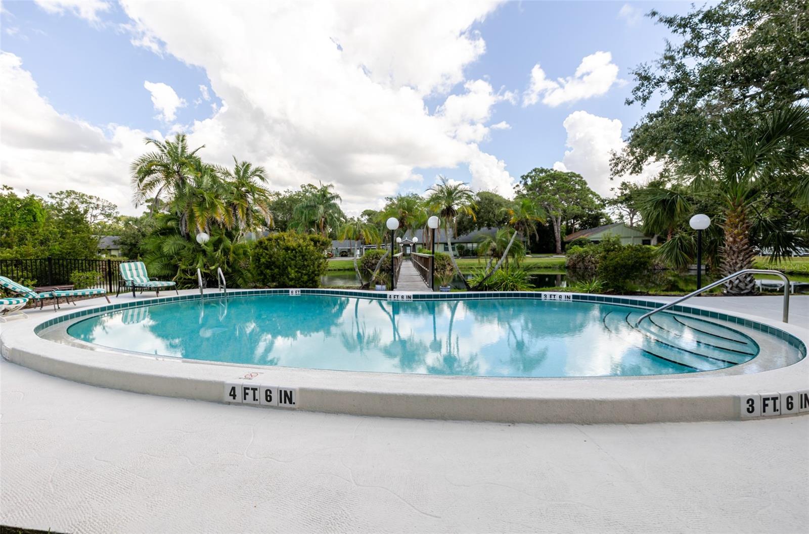 5021 Barrington Circle, FL