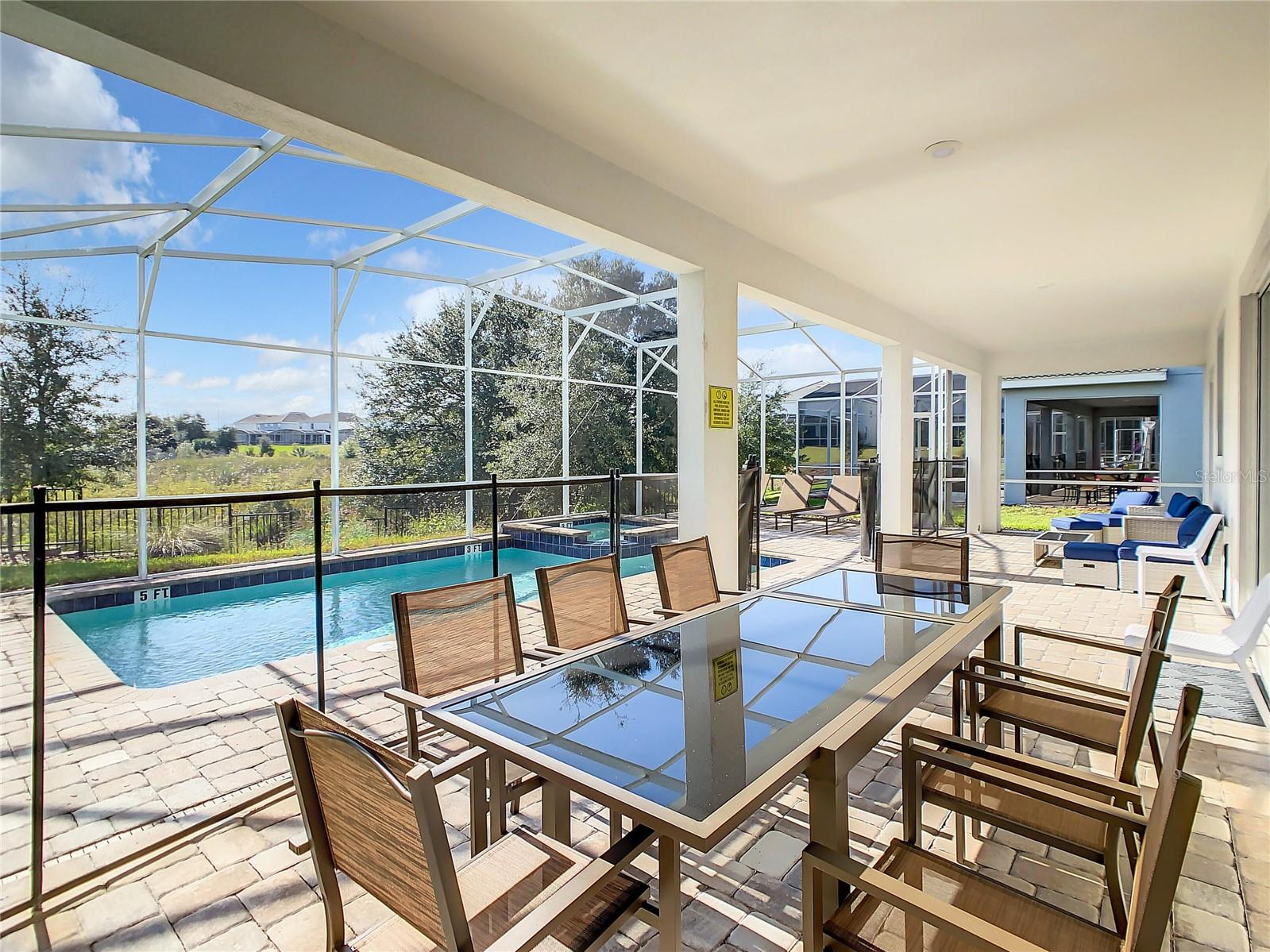 8814 Interlocking Court, FL