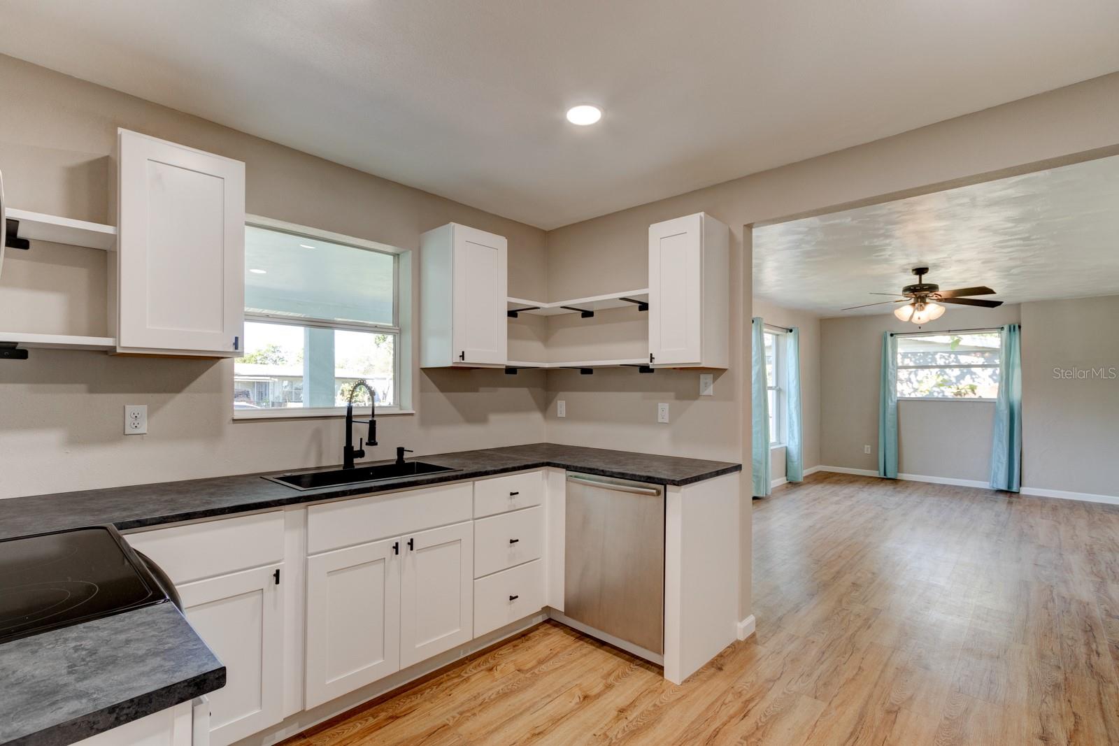 13 Highridge Road, FL