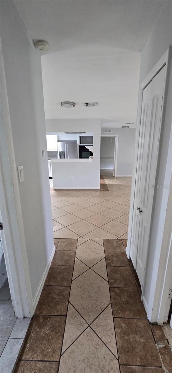480 Sharon Circle, FL