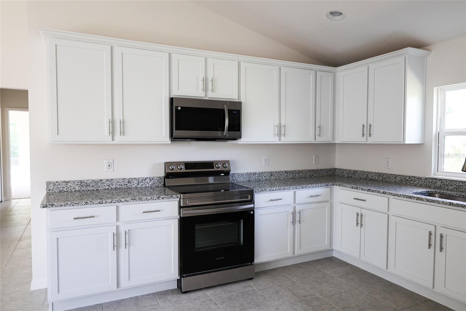 89 Central Avenue, FL