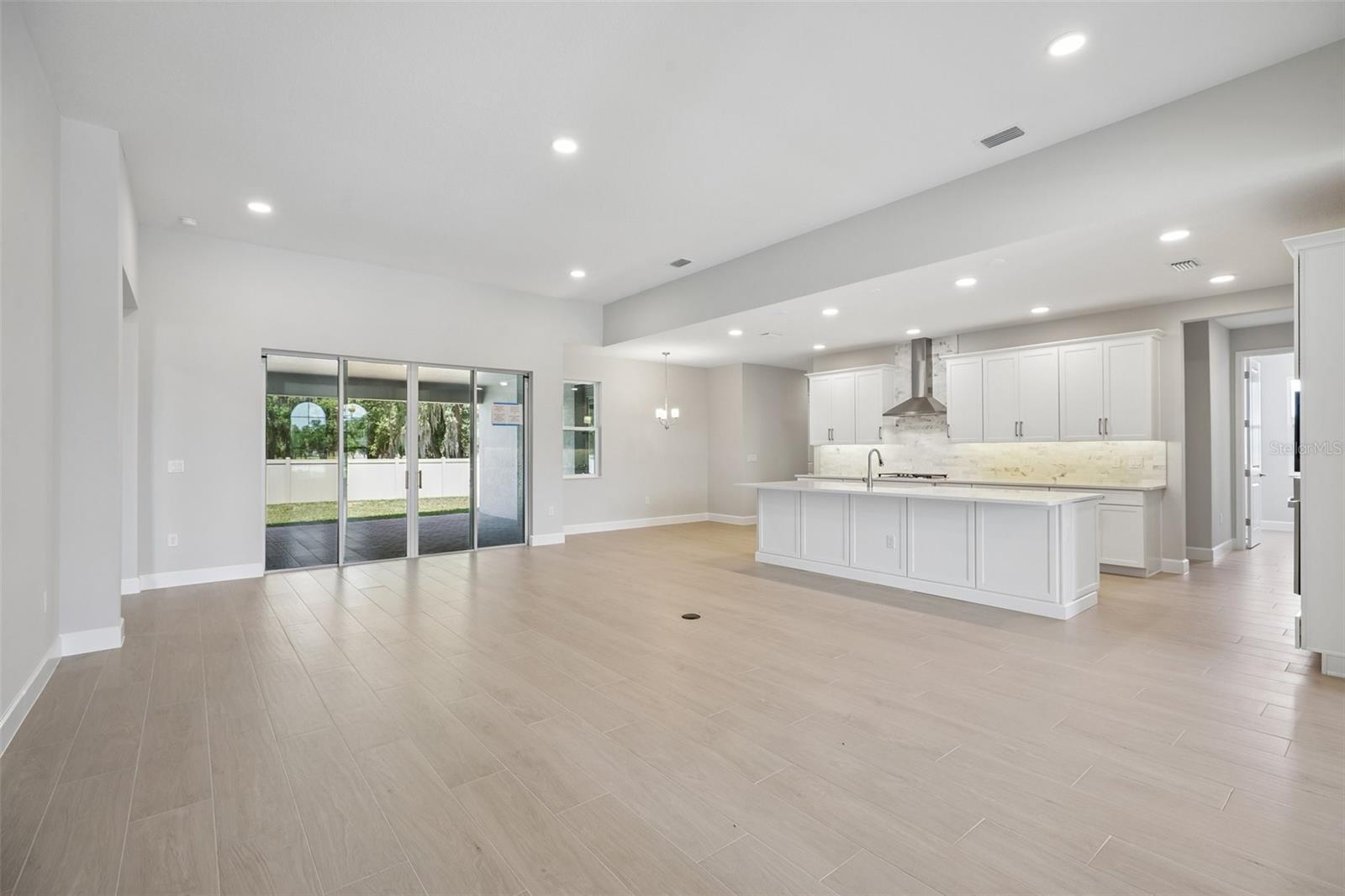3802 Wolves Creek Place, FL