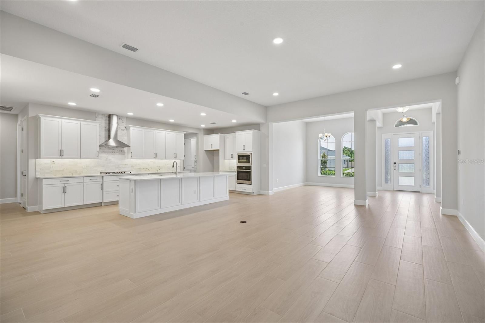 3802 Wolves Creek Place, FL