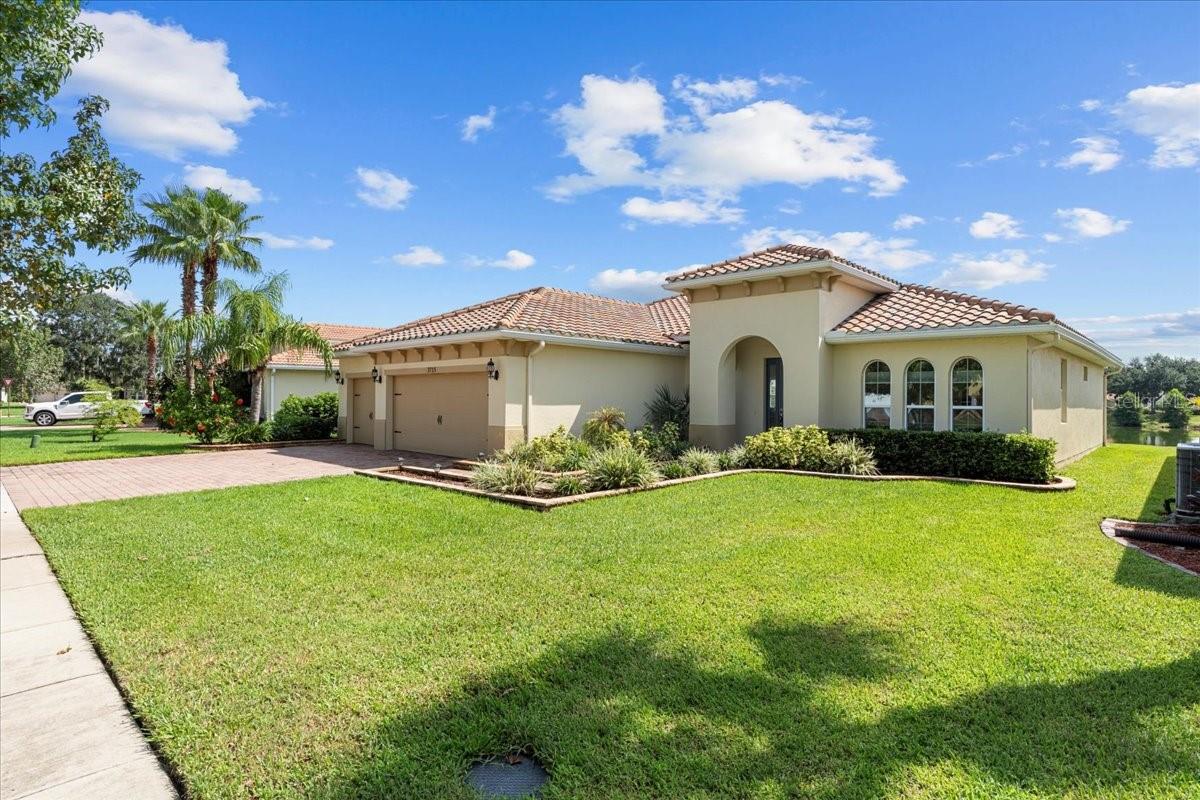 3715 Paradiso Circle, FL