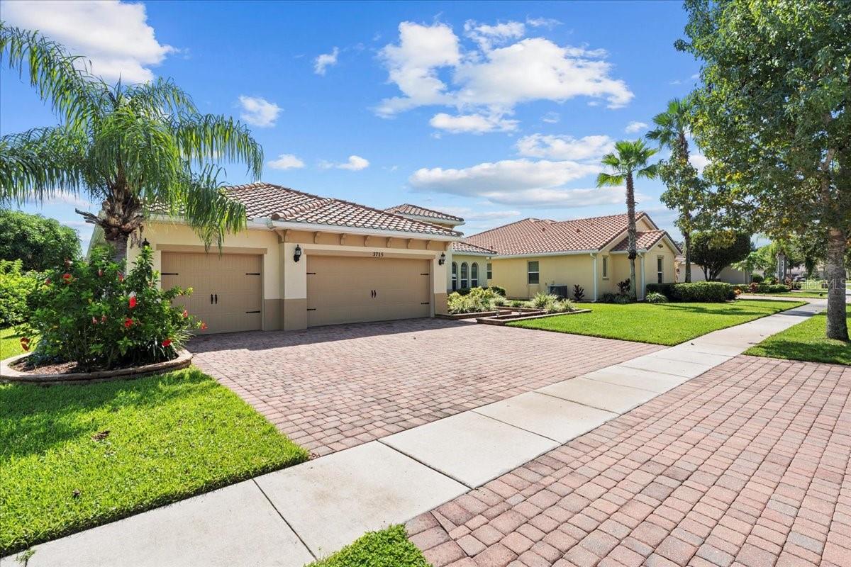 3715 Paradiso Circle, FL