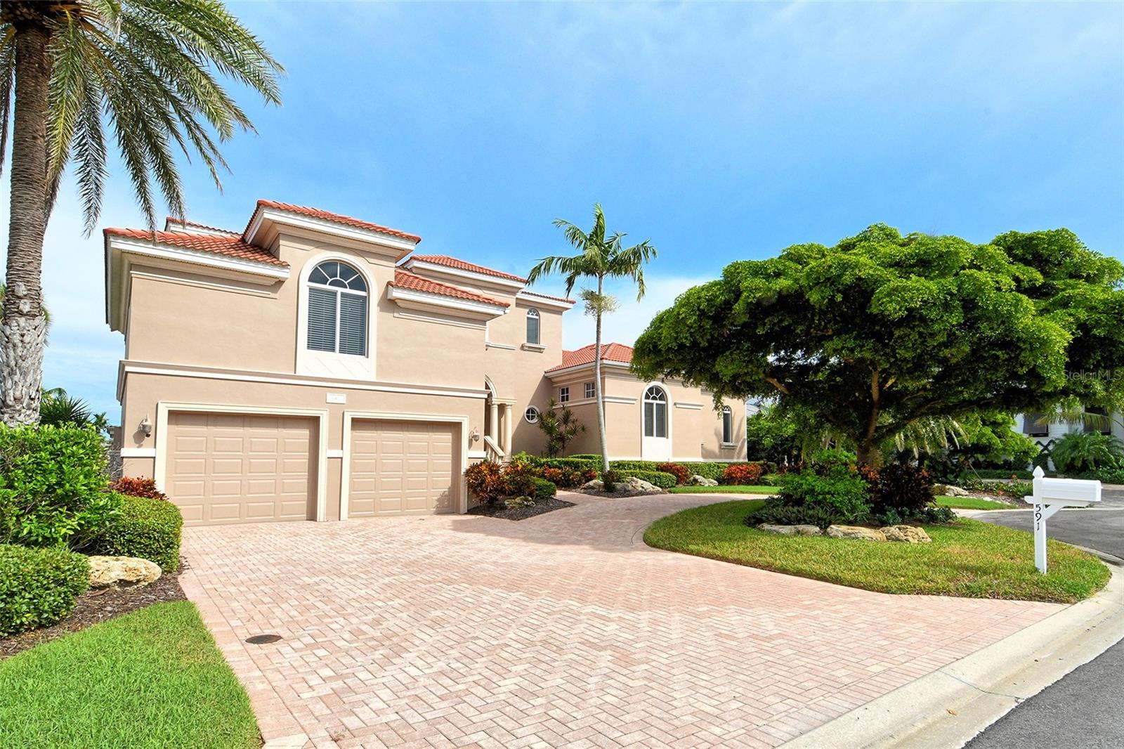 591 Putting Green Lane, FL
