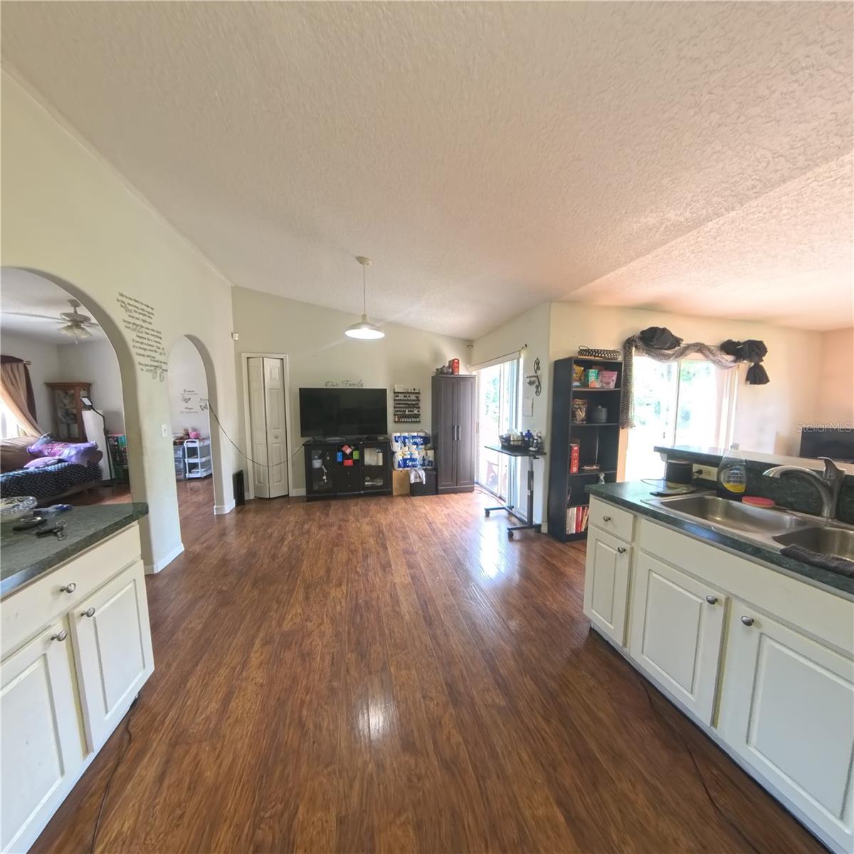 706 Rennes Court, FL