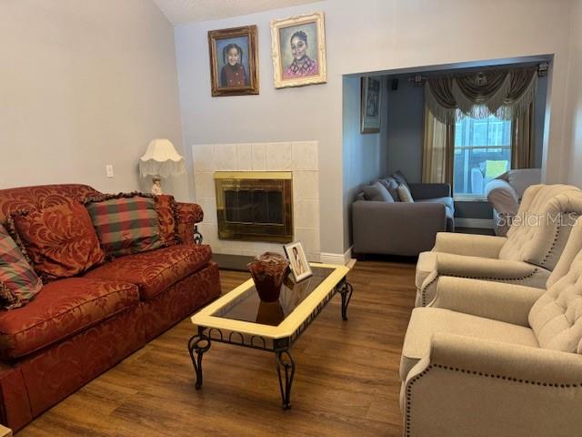 2457 Ravendale Court, FL
