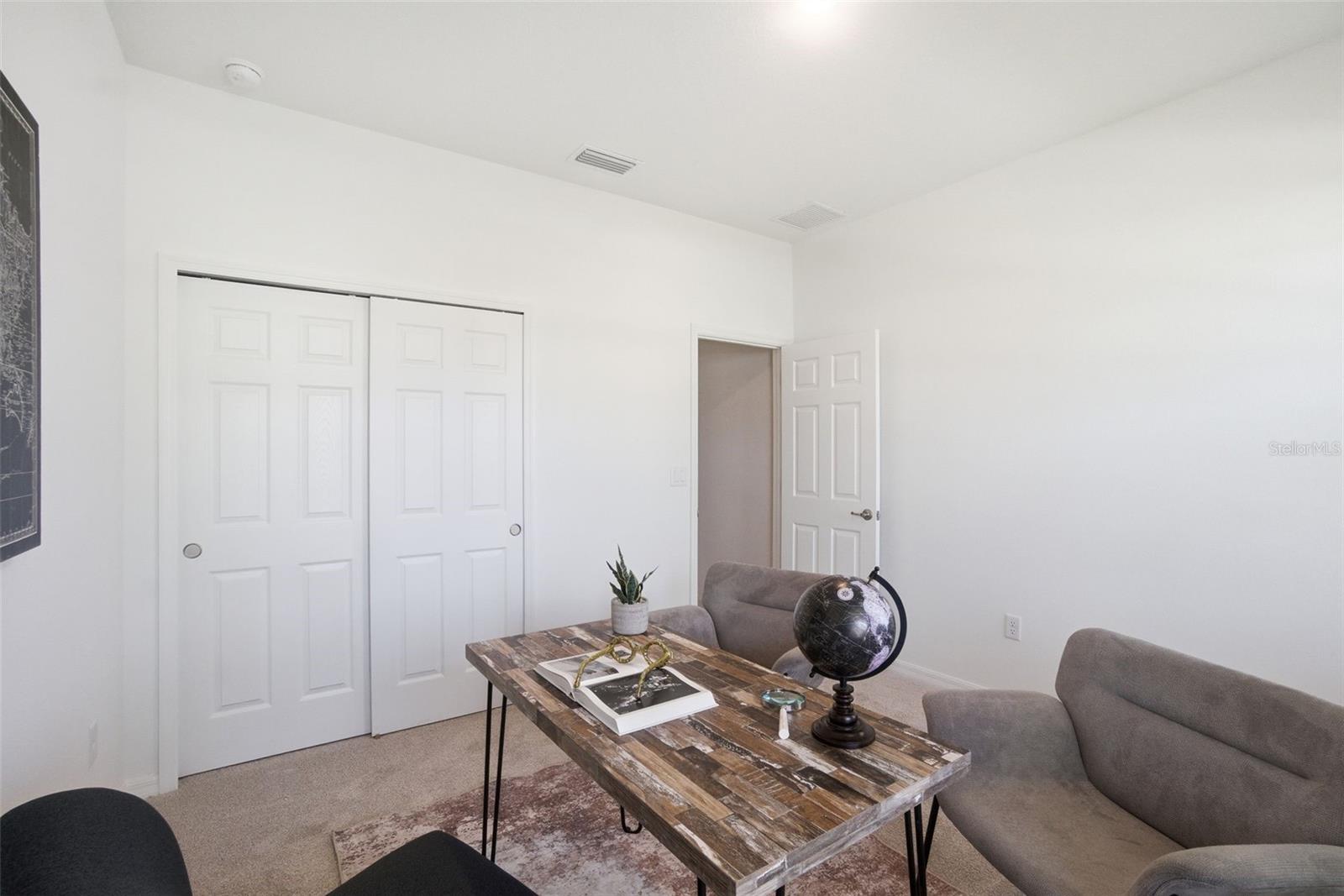 4632 Laurel Site Loop, FL