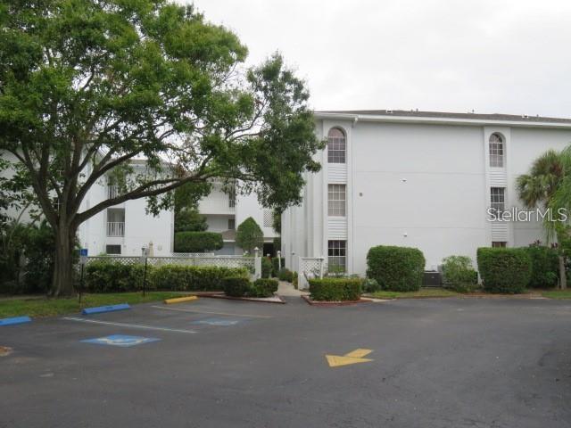 6304 Pointe West Boulevard, FL