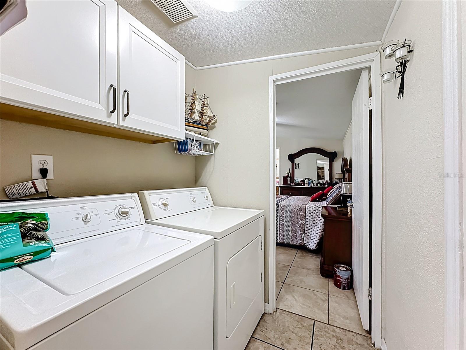 1059 Greenskeep Drive, FL