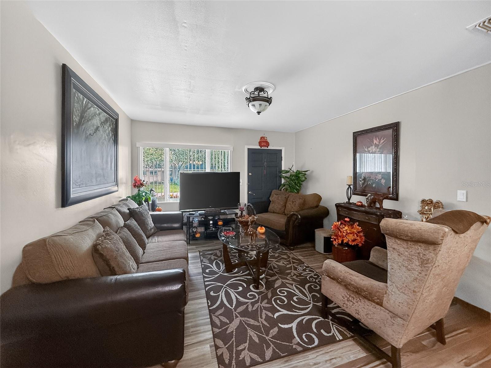 8009 Cornwall Lane, FL