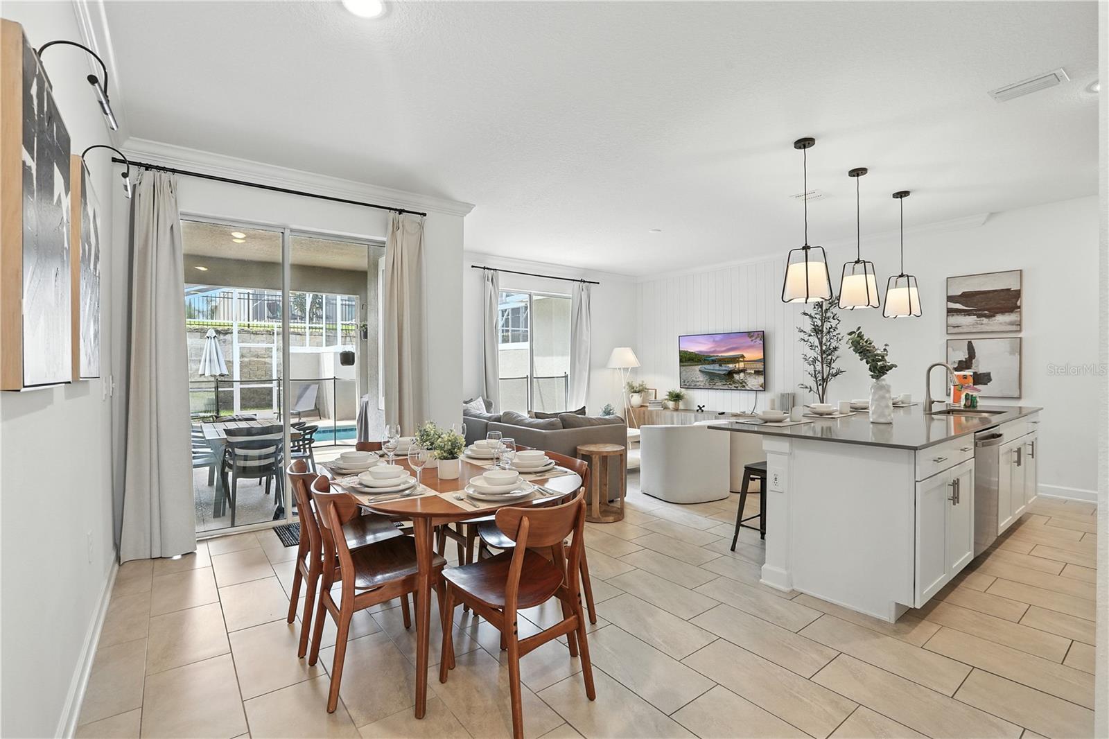 1156 Kingsbarn Street, FL