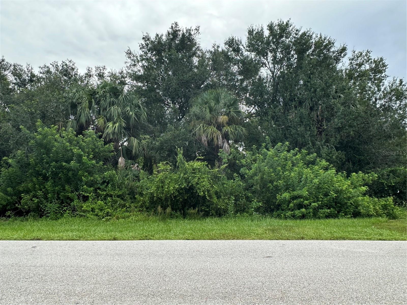 124 Sunset Boulevard, FL