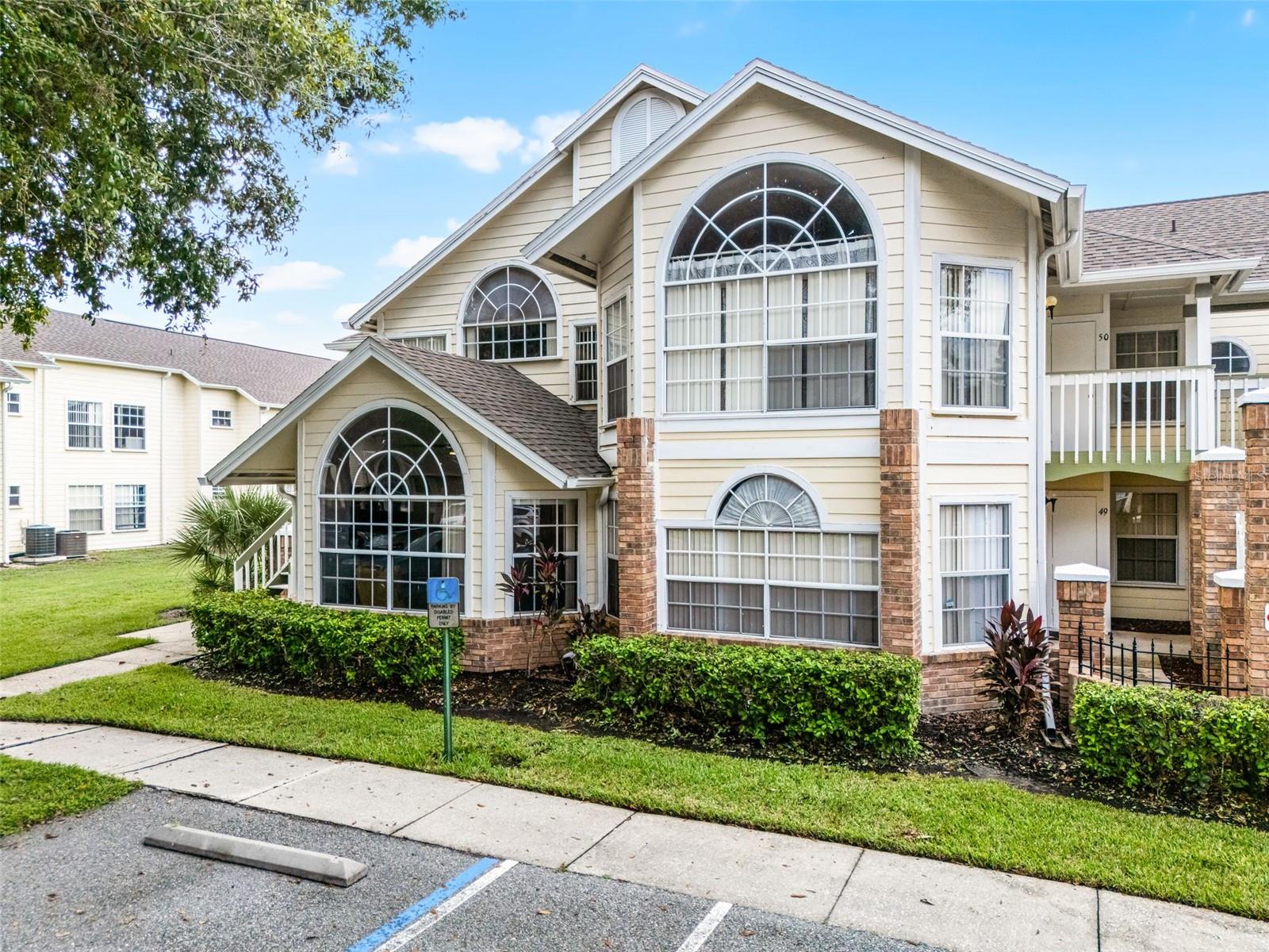 5004 Laguna Bay Circle, FL