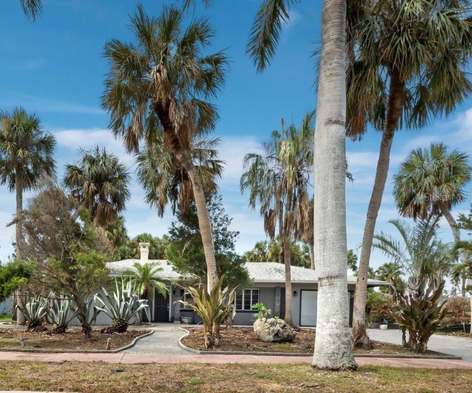 153 Adams Drive, FL