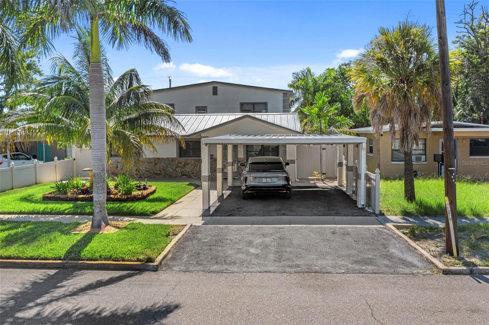 2035 28th Street, FL