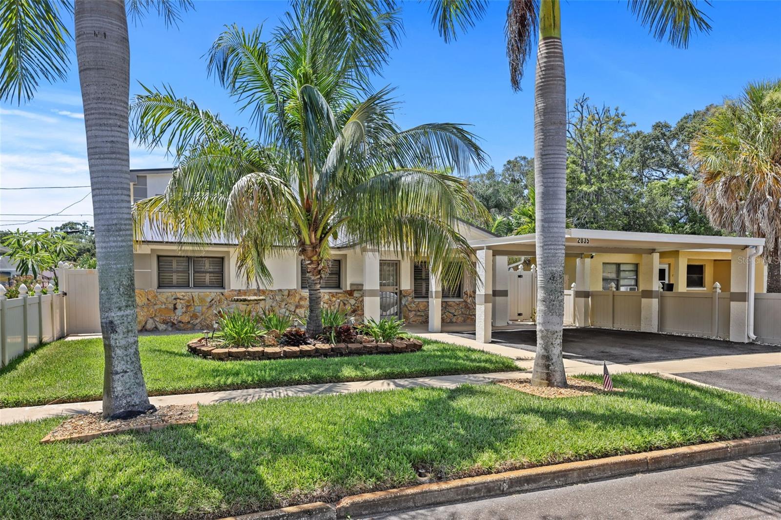 2035 28th Street, FL