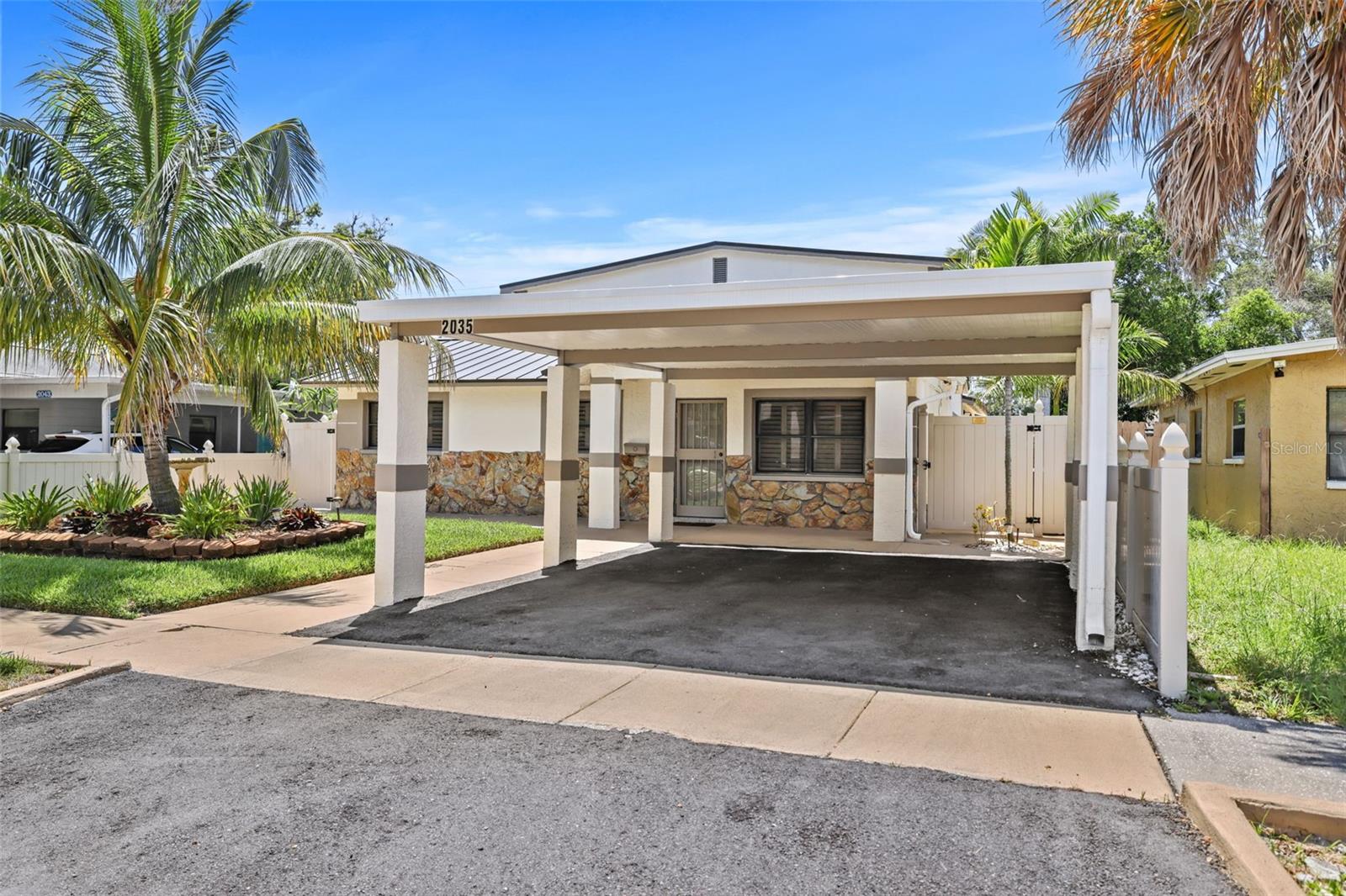 2035 28th Street, FL