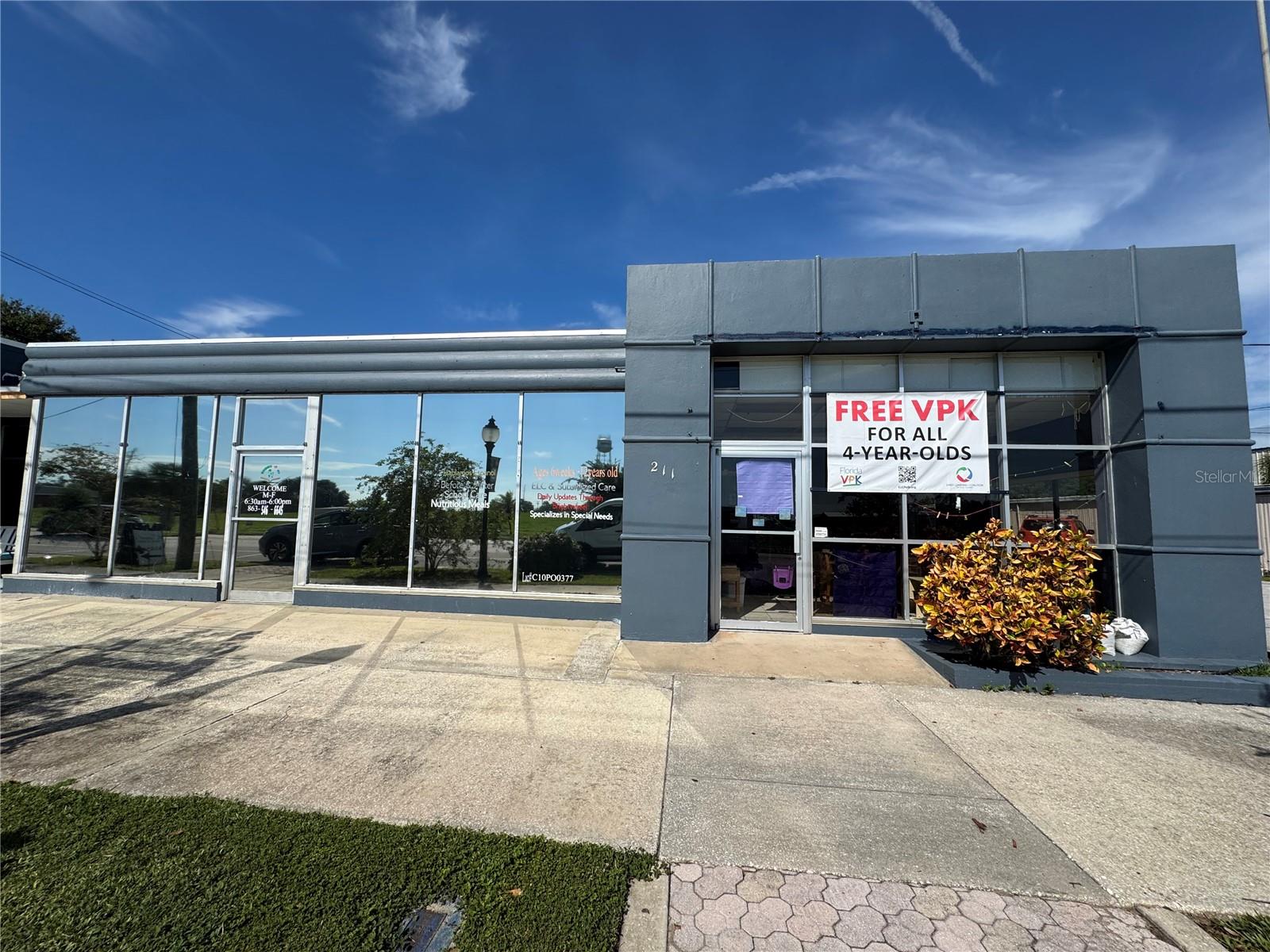 207 Scenic Highway, FL