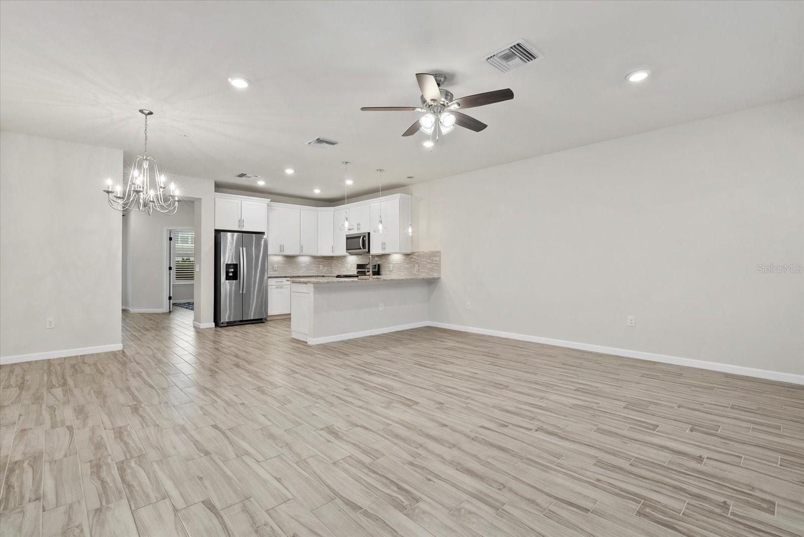 3331 Chestertown Loop, FL