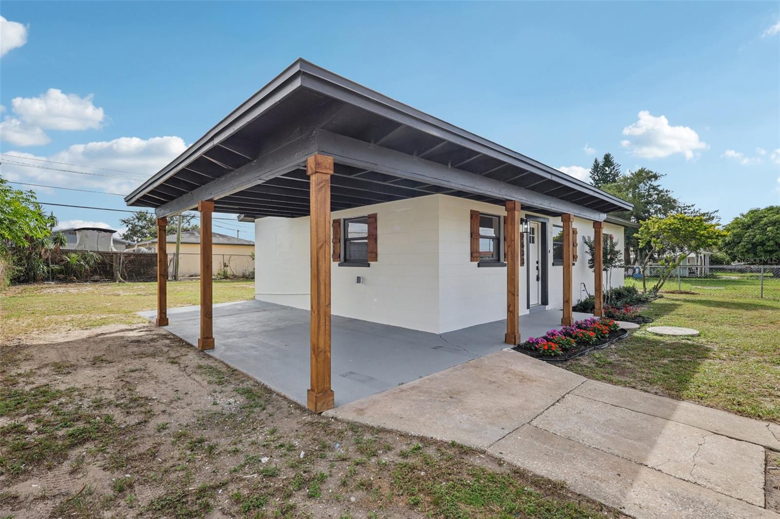 2633 Royal Drive, FL