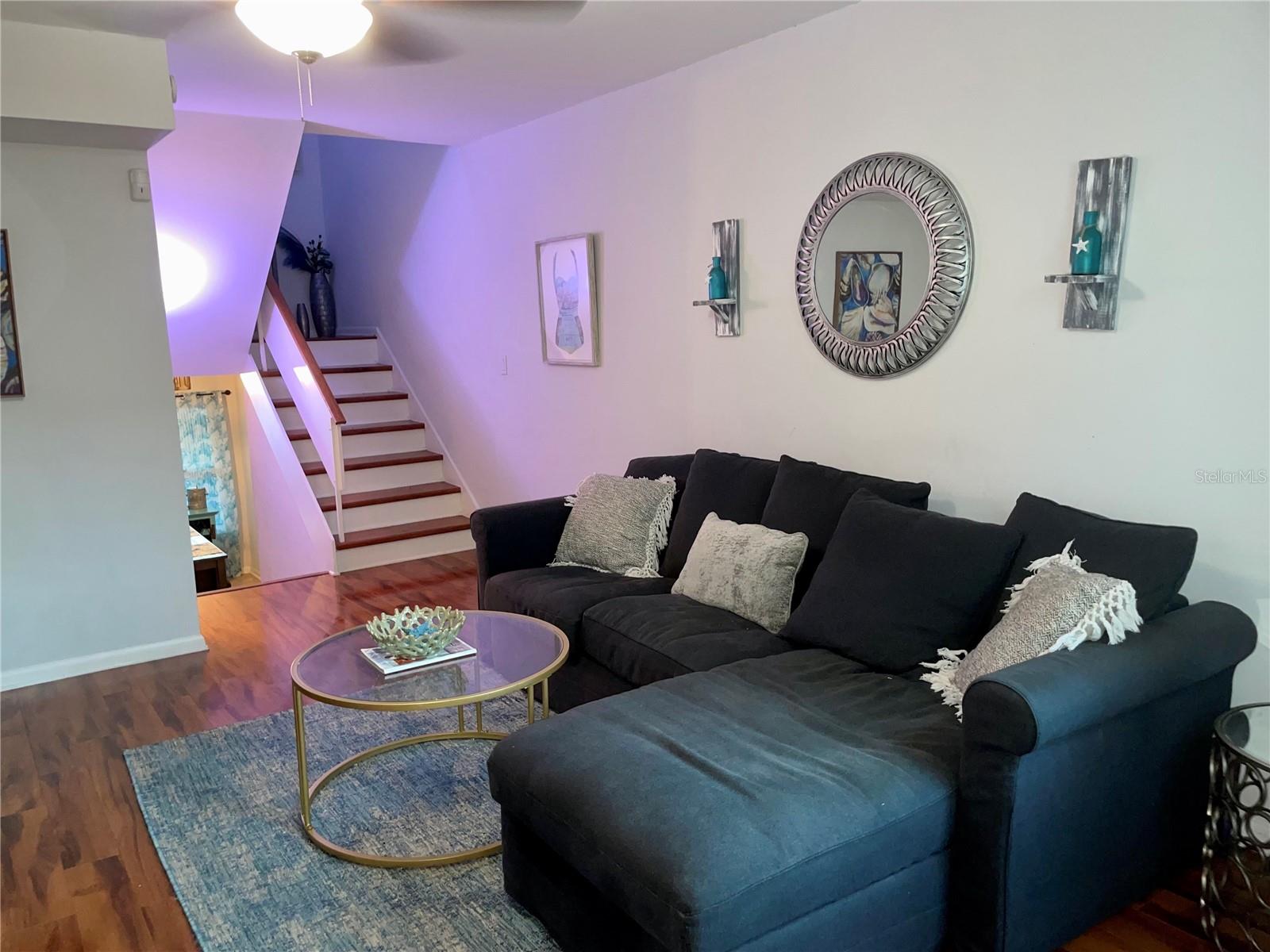 4304 La Riviera Court, FL