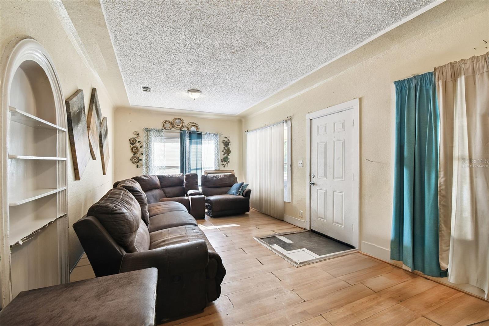3417 Lake Avenue, FL