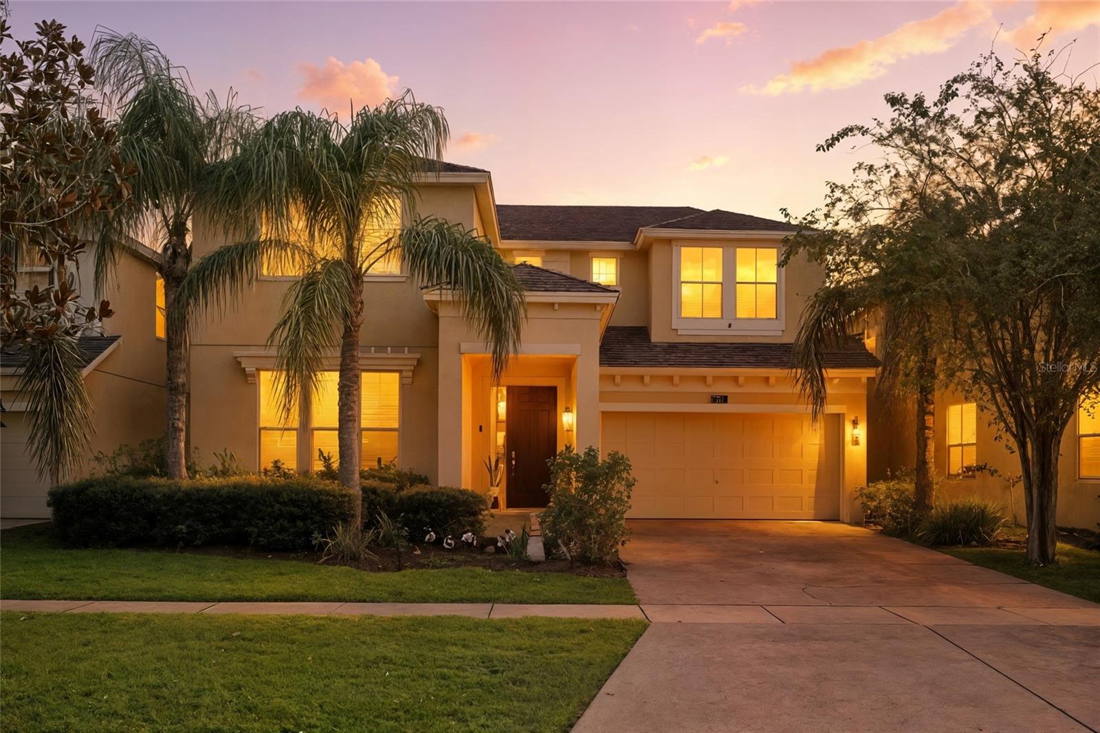 121 Las Fuentes Drive, FL