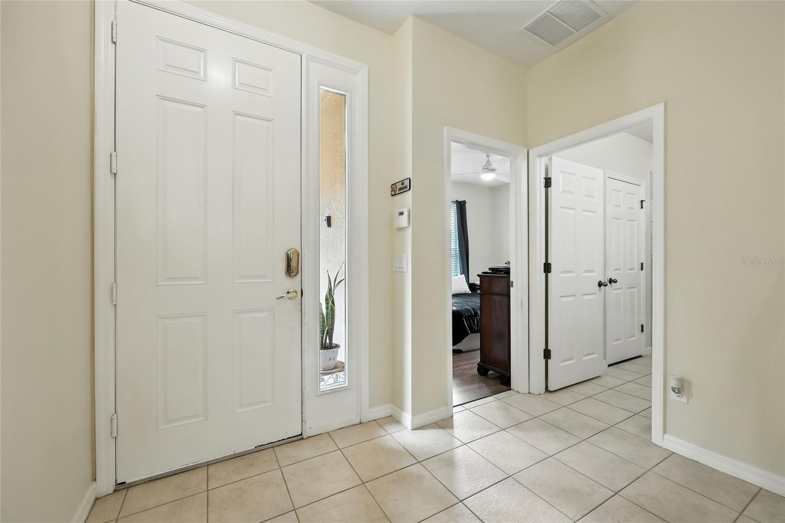 121 Las Fuentes Drive, FL