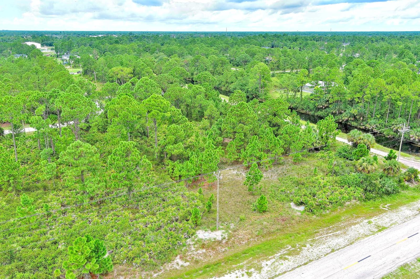 702 Eisenhower Boulevard, FL