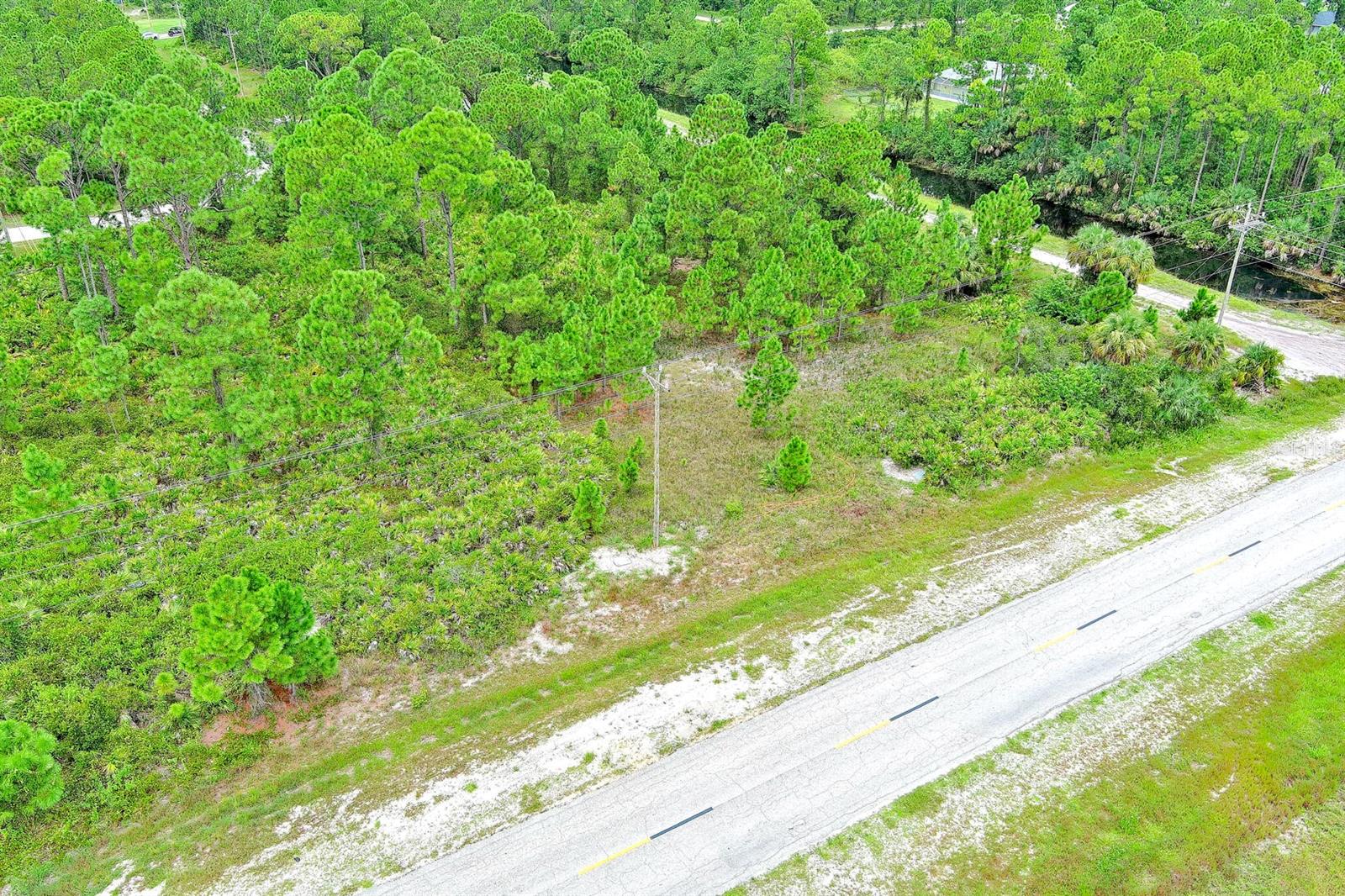 702 Eisenhower Boulevard, FL
