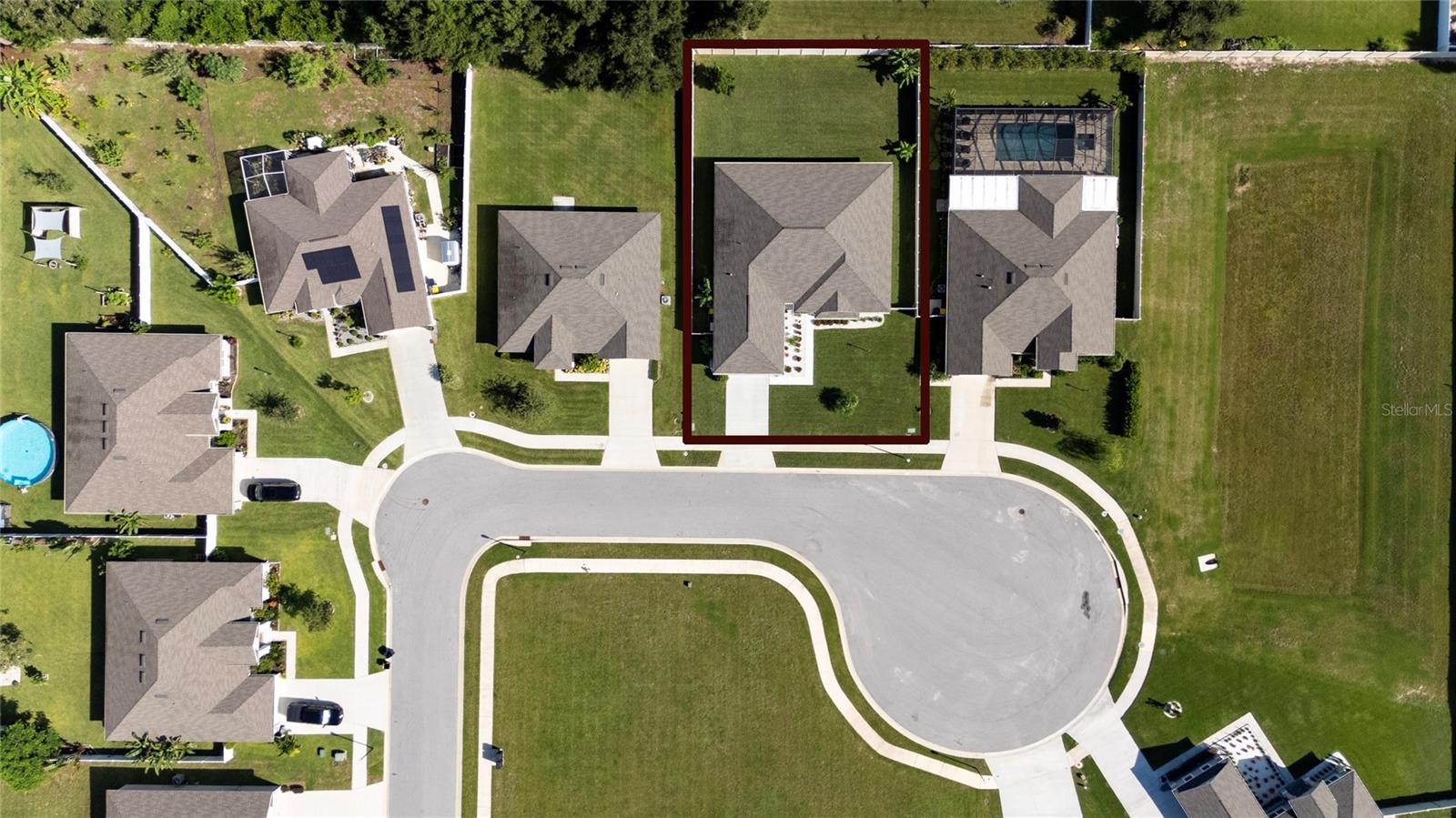 252 Samantha Ave,, FL
