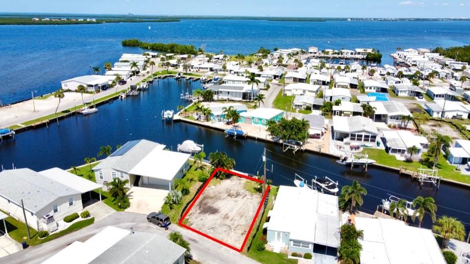 280 Nassau Drive, FL
