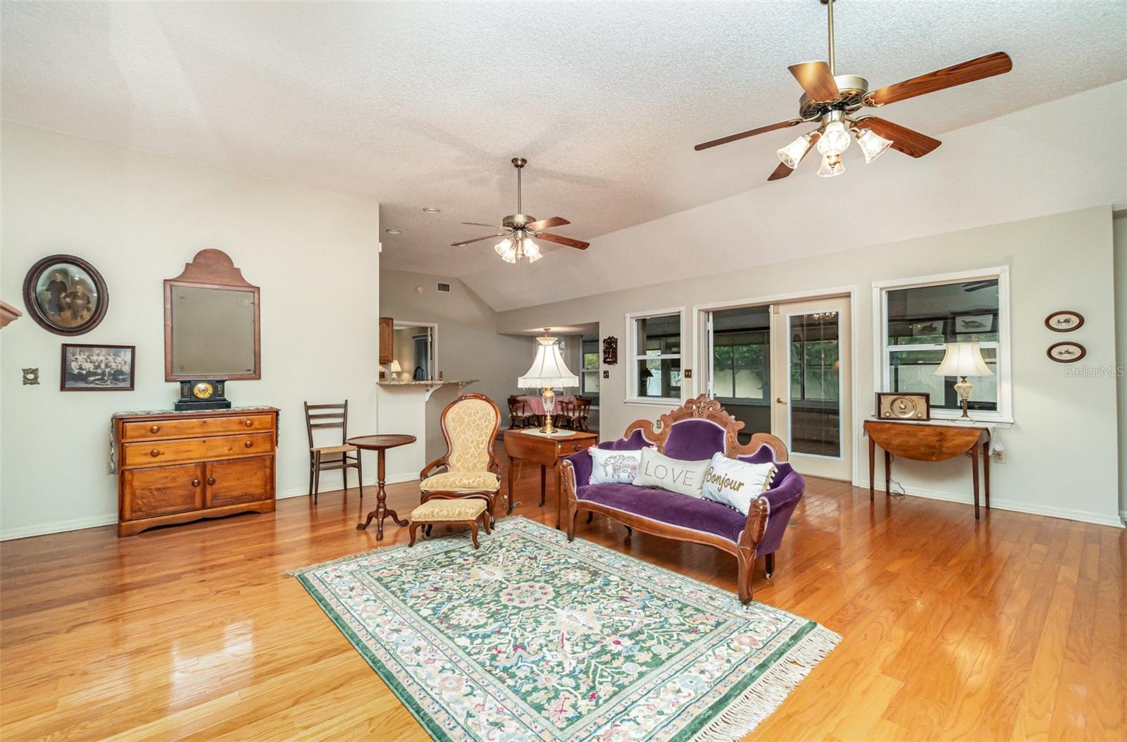 6901 Hayter Drive, FL
