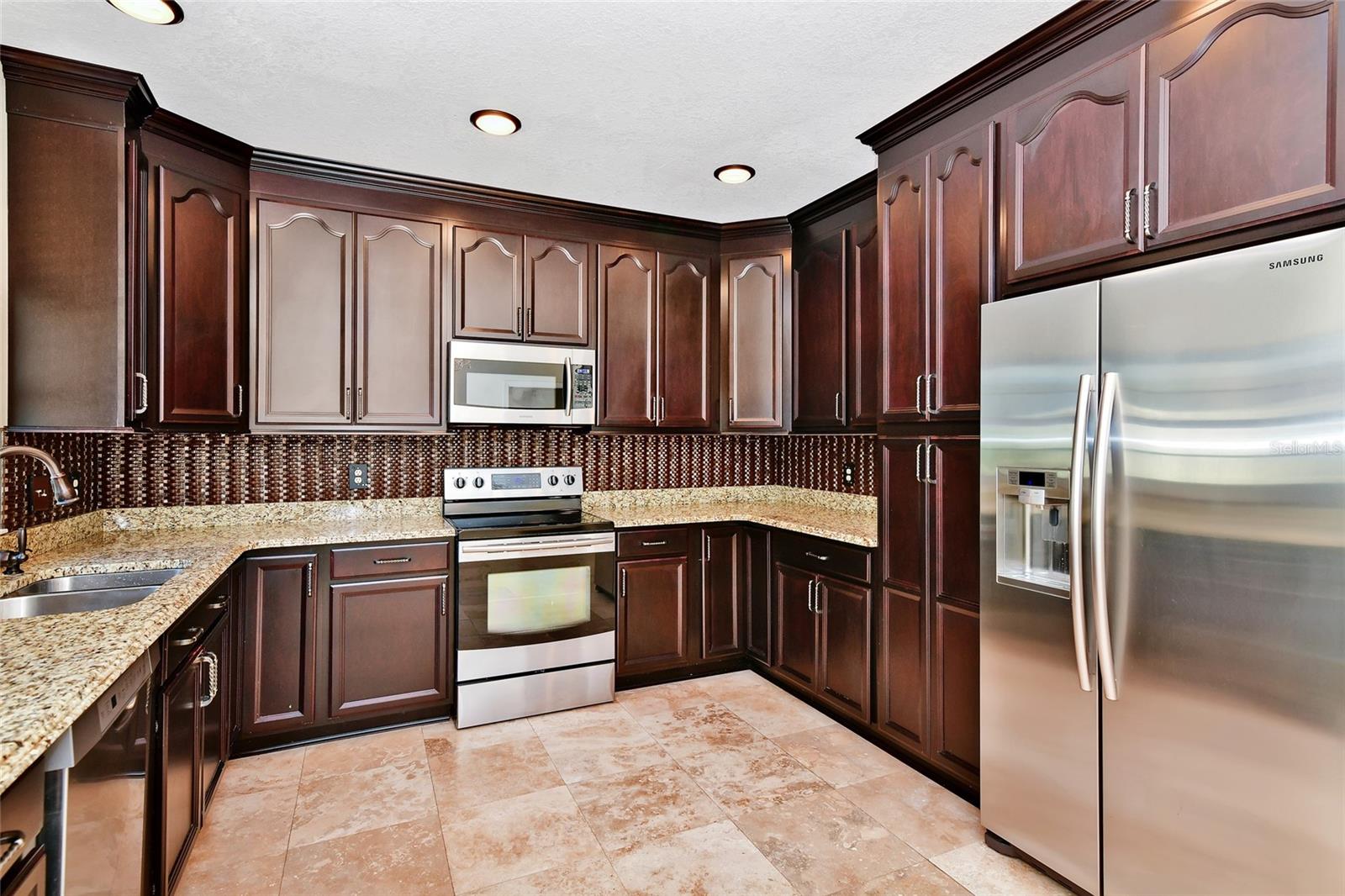 5925 Chesapeake Park, FL