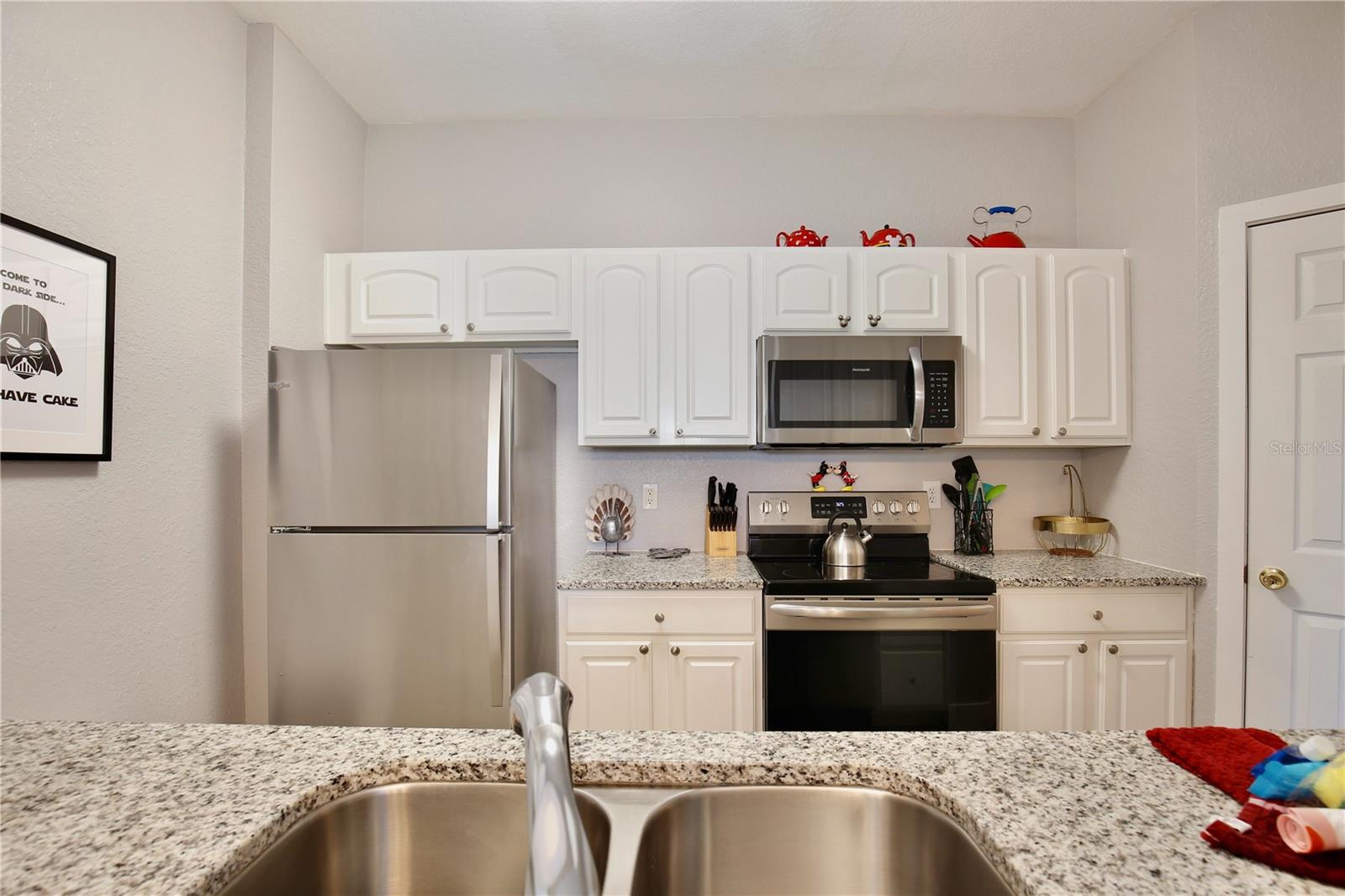 2821 Almaton Loop, FL