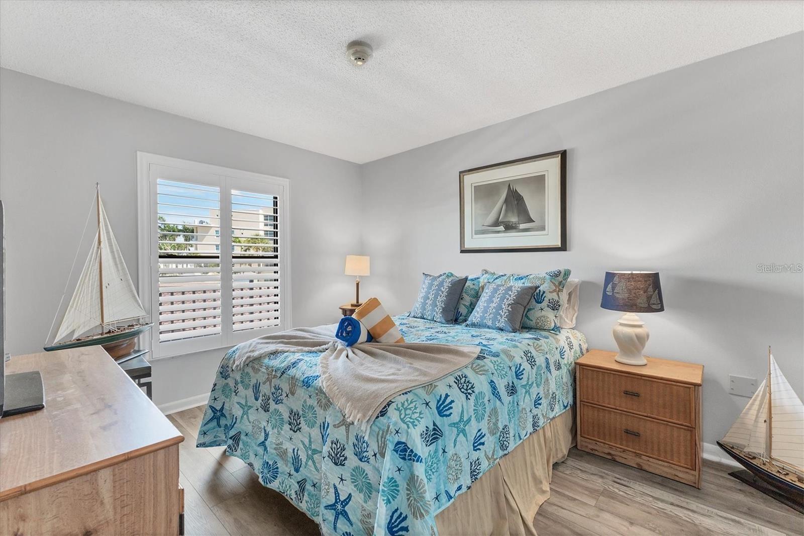 6480 Midnight Pass Road, FL