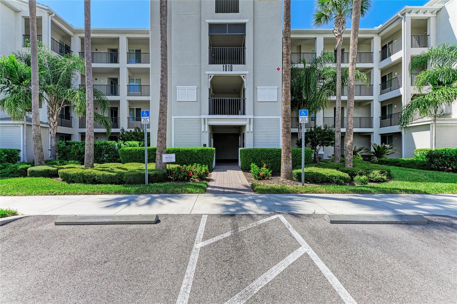 1010 Tidewater Shores Loop, FL