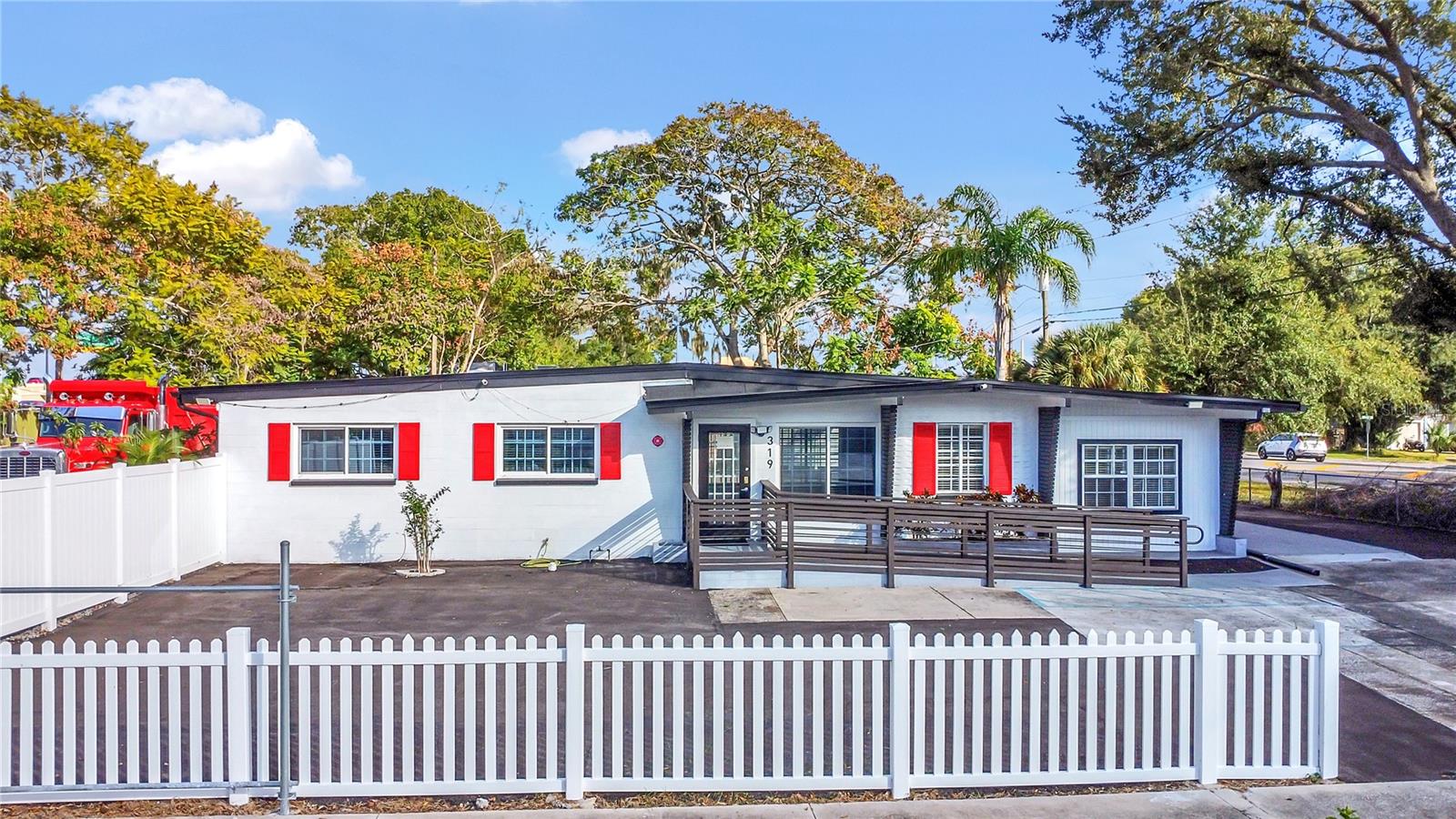 319 Dillon Circle, FL