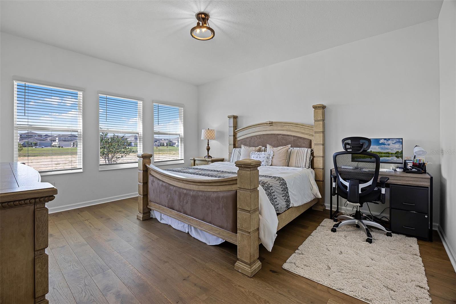 2527 Runners Circle, FL