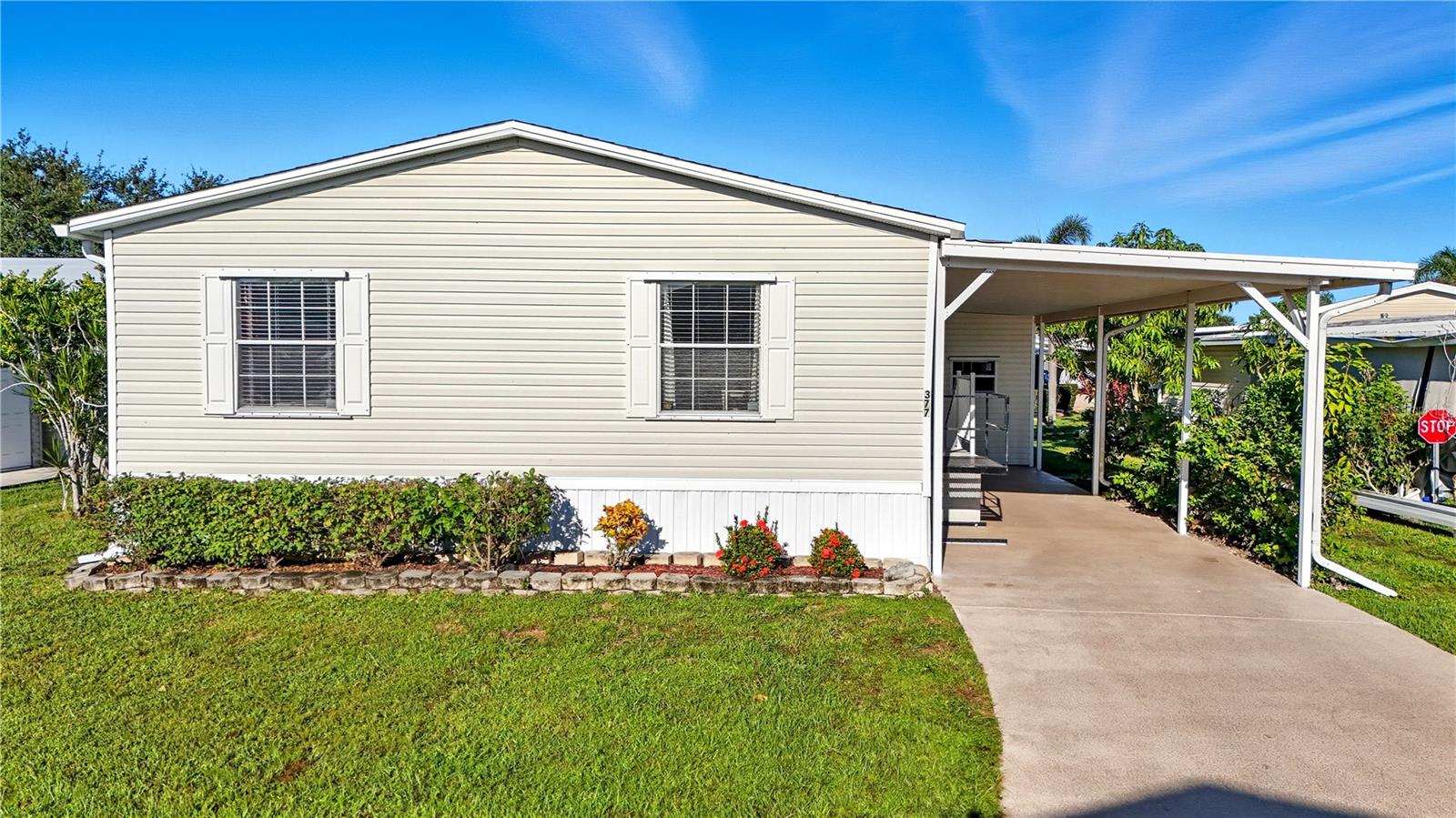 1000 Kings Highway, FL