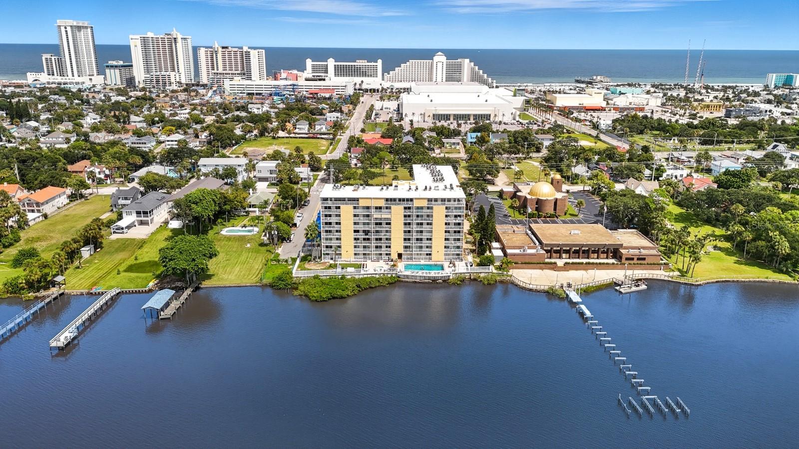 145 Halifax, FL