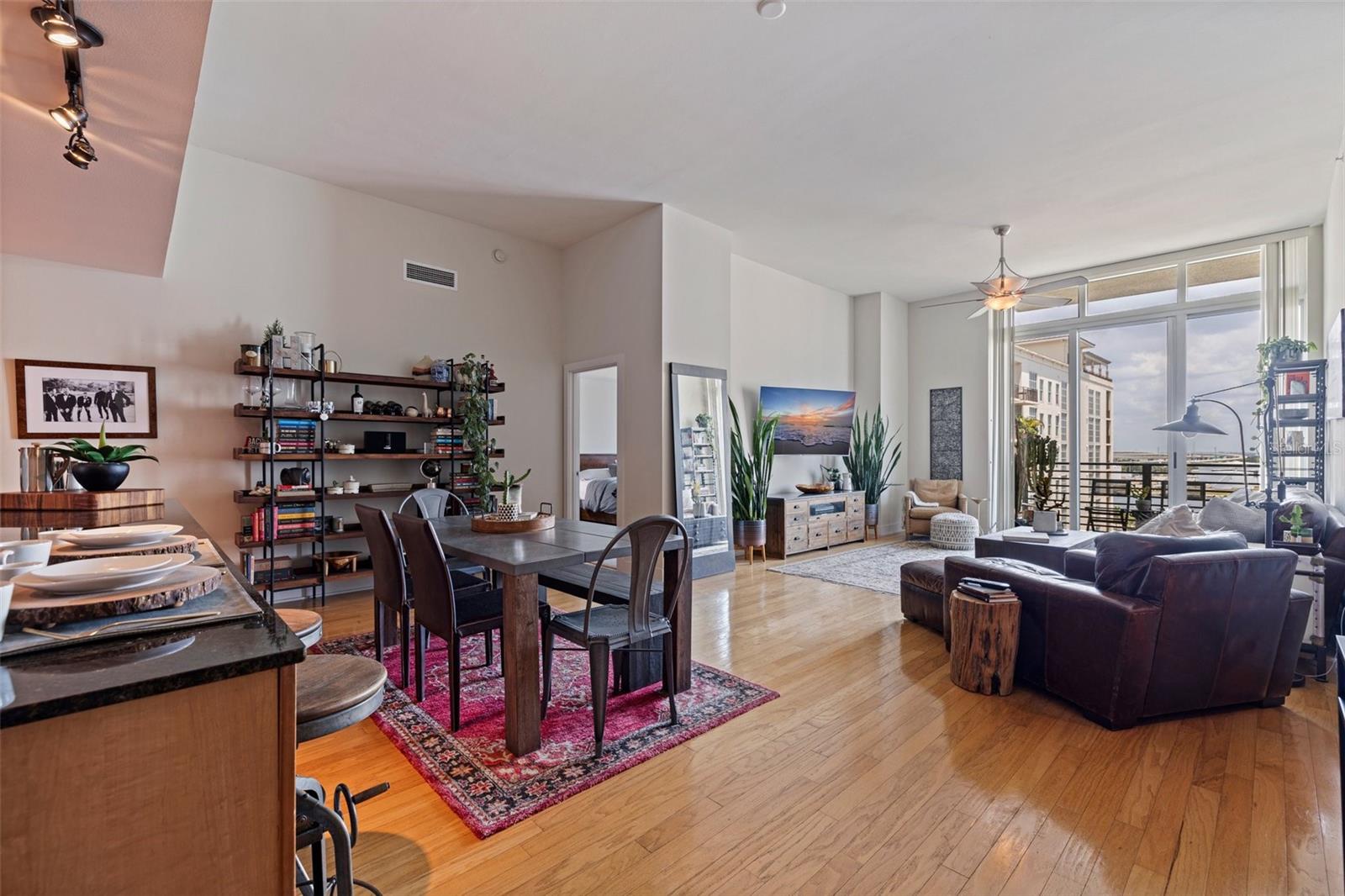 1208 Kennedy Boulevard, FL