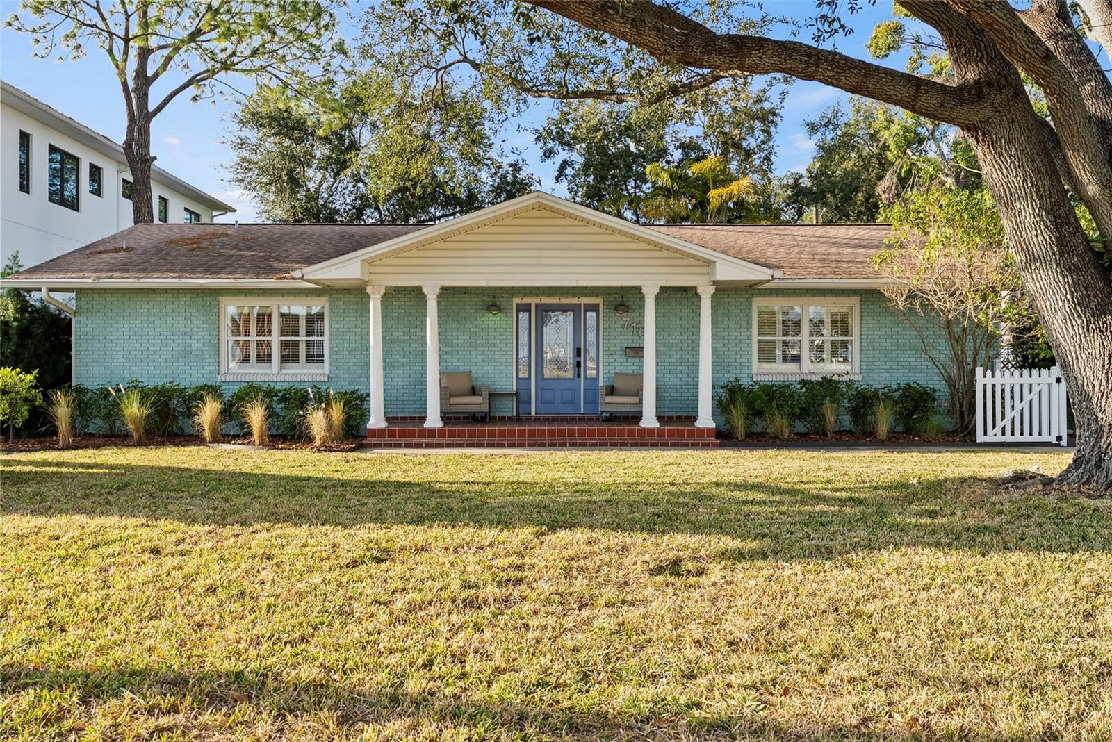 710 Davis Boulevard, FL