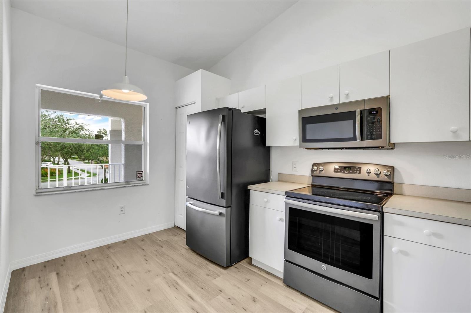 6635 Huntington Lakes Circle, FL