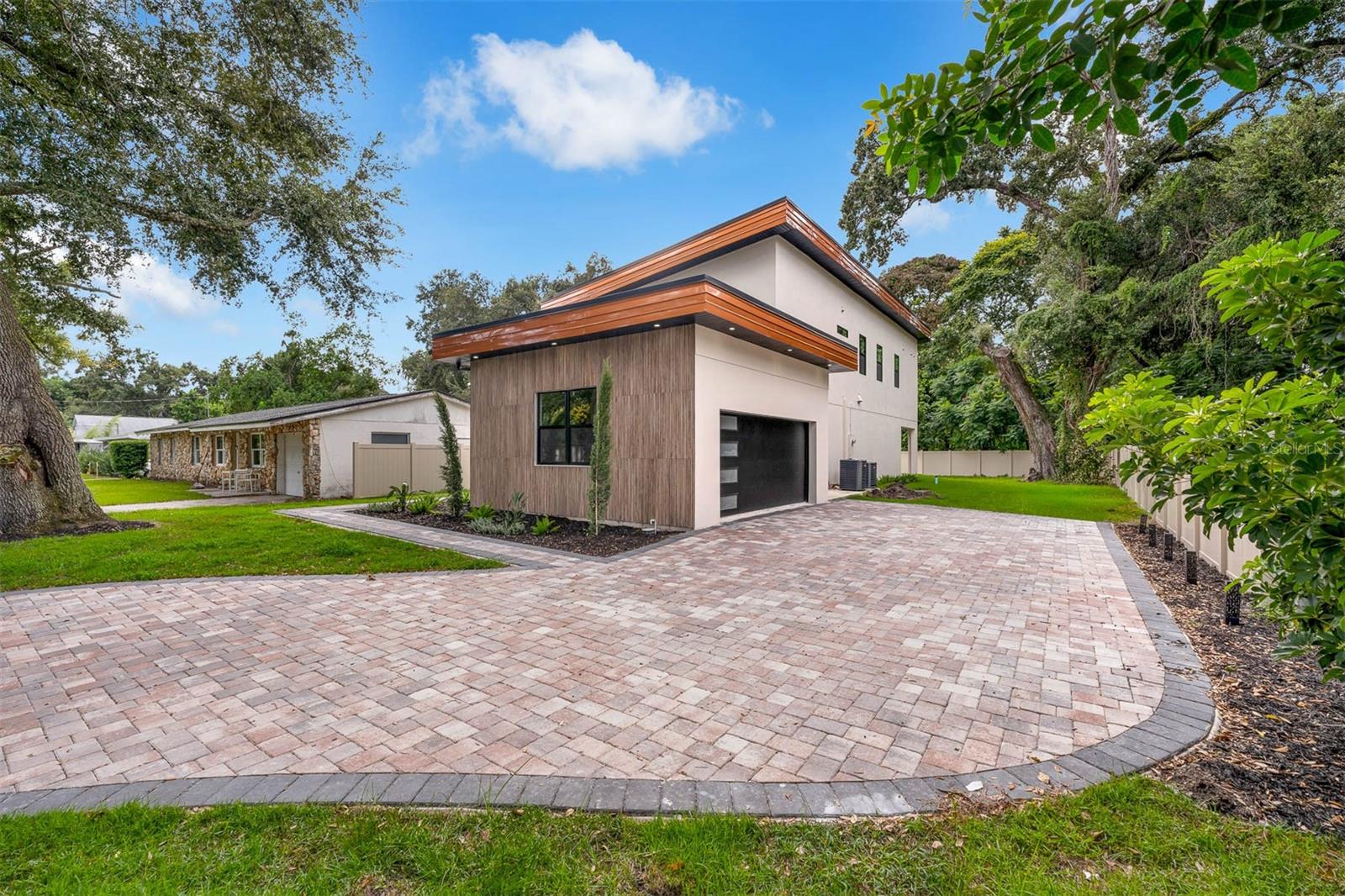 1910 Cloverlawn Avenue, FL