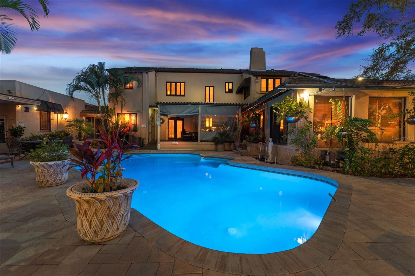 1500 Maple Street, FL