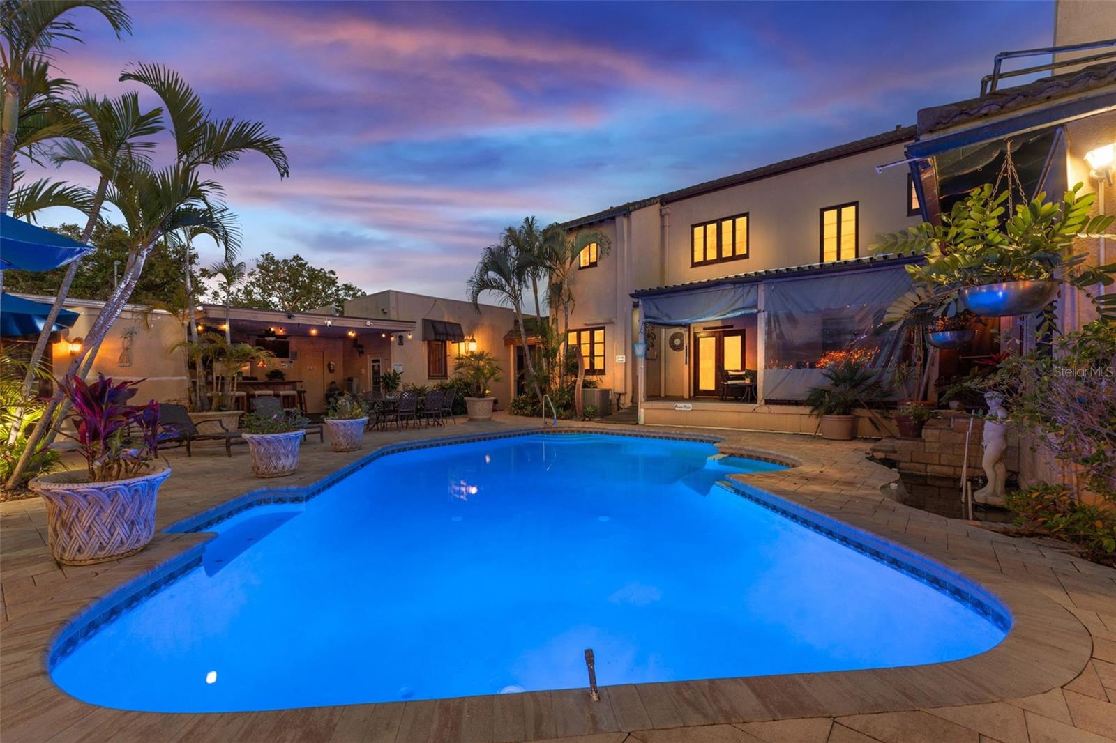 1500 Maple Street, FL