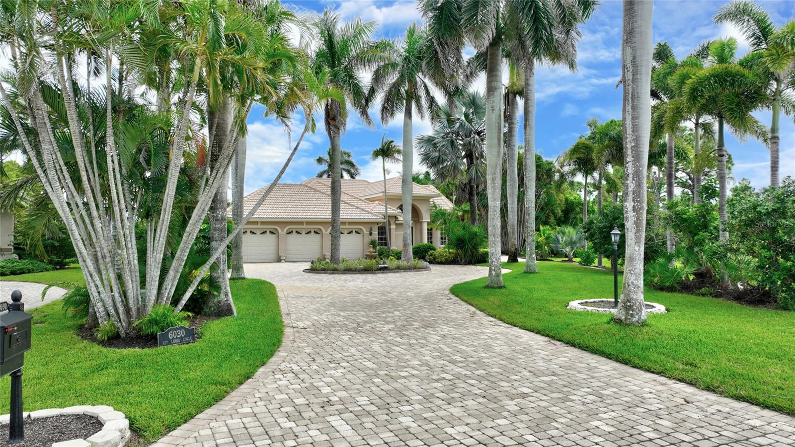 6030 Key Largo Circle, FL